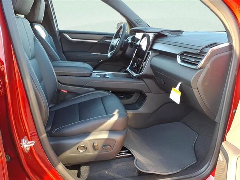 New 2026 GMC Acadia Elevation w/ Black Edition FWD image 11