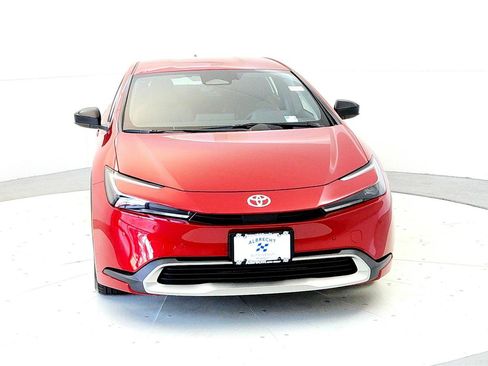New 2026 Toyota Prius Plug-In Hybrid FWD image 8