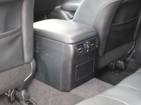 Used 2015 INFINITI Q70 3.7 RWD image 24