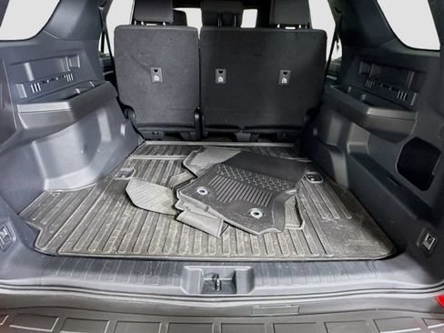 Certified 2025 Toyota 4Runner SR5 AWD/4WD image 26