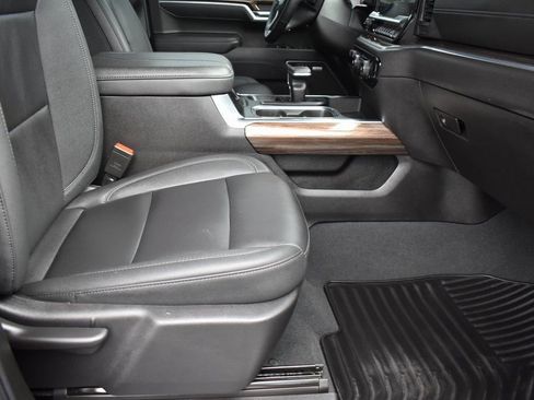 Used 2025 Chevrolet Silverado 1500 RST w/ All Star Edition Plus image 9