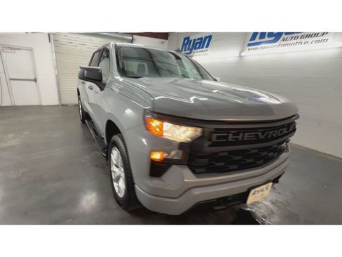 Used 2025 Chevrolet Silverado 1500 Custom AWD/4WD image 3