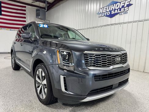 Used 2020 Kia Telluride S FWD image 2