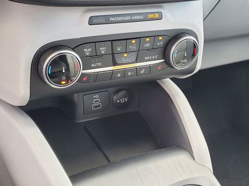 New 2026 Ford Escape Active w/ Cold Weather Package AWD/4WD image 19