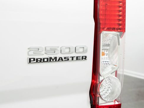 Used 2023 RAM ProMaster 2500 image 10
