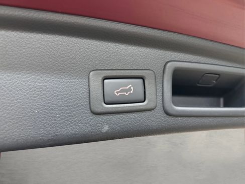 Used 2018 Subaru Forester 2.5i Limited image 20