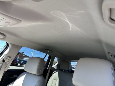 Certified 2019 Buick Envision Essence AWD/4WD image 18