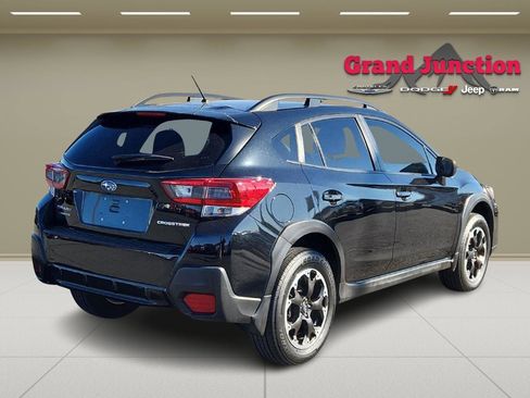 Used 2023 Subaru Crosstrek 2.0i image 4
