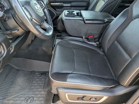 Used 2023 RAM 1500 Laramie AWD/4WD image 12