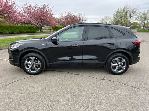 Used 2025 Ford Escape ST-Line Select AWD/4WD image 6