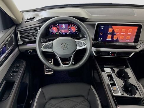 New 2026 Volkswagen Atlas Peak Edition image 22