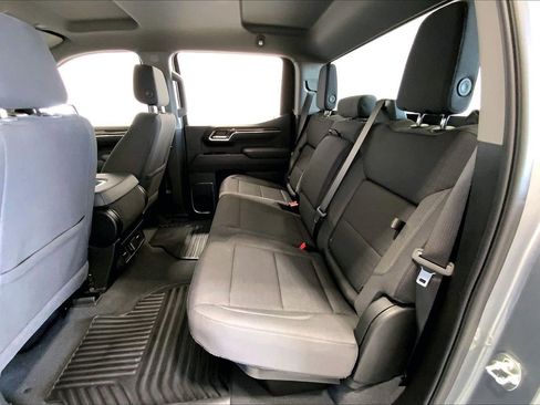 Used 2025 GMC Sierra 1500 Elevation image 24