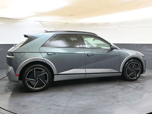 Used 2025 Hyundai Ioniq 5 Limited image 6