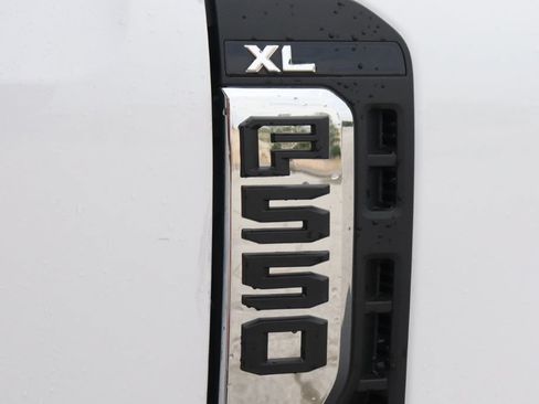 Used 2024 Ford F550 2WD Regular Cab Super Duty image 33