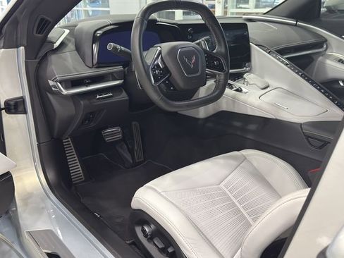 Used 2021 Chevrolet Corvette Stingray Preferred Cpe w/ Z51 Performance Package RWD image 12