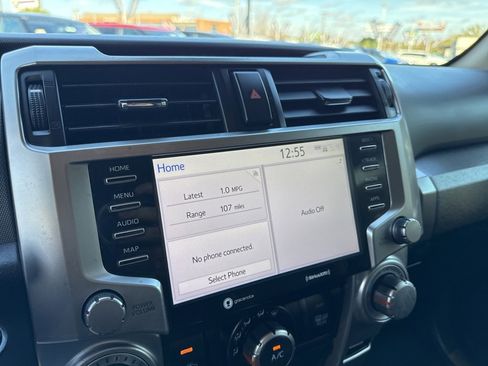 Used 2022 Toyota 4Runner SR5 image 29