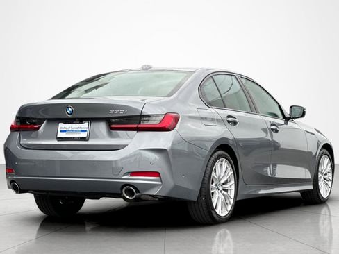 Used 2023 BMW 330i Sedan w/ Parking Assistance Package RWD image 5