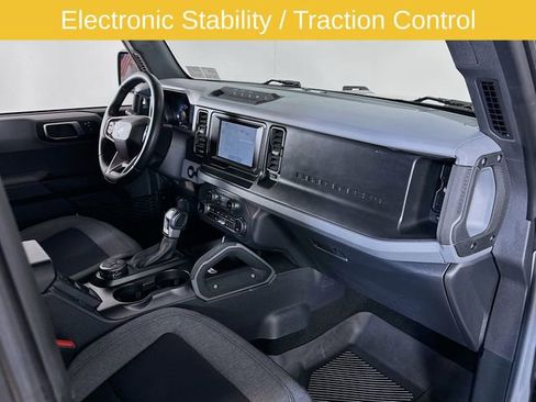 Certified 2023 Ford Bronco Big Bend w/ Sasquatch Package AWD/4WD image 22