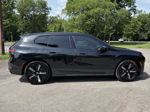 Used 2025 BMW iX xDrive50 AWD/4WD image 8