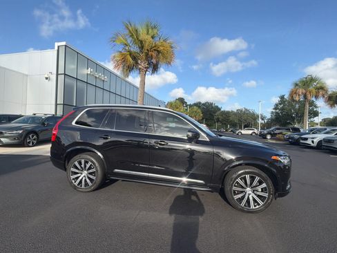 Used 2023 Volvo XC90 B6 Plus AWD/4WD image 17