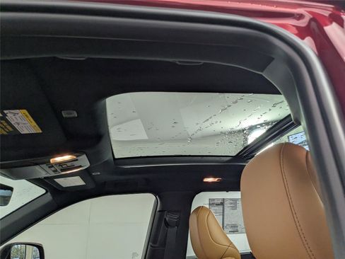 New 2026 Toyota Highlander Platinum image 13