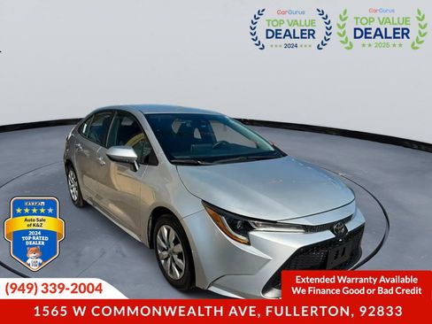 Used 2020 Toyota Corolla LE FWD image 1