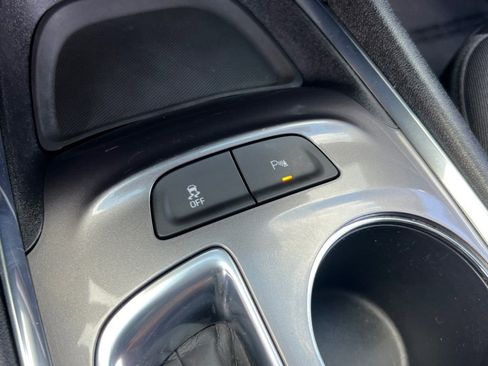 Used 2022 Chevrolet Malibu LS image 28