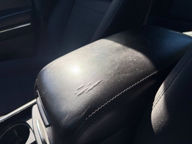 Used 2012 Dodge Charger SE RWD image 25