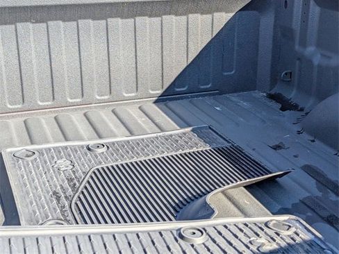 Used 2021 RAM 1500 Big Horn image 13