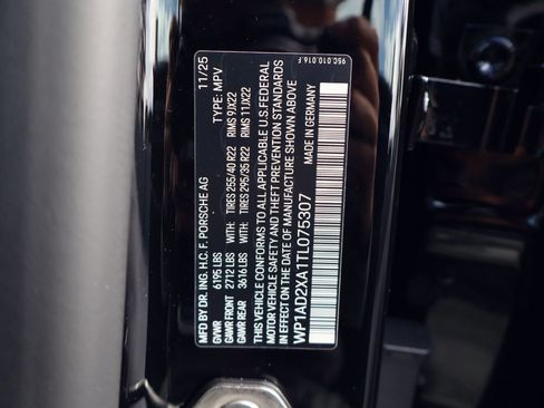 New 2026 Porsche Macan Electric image 29