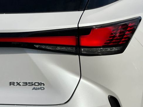 Used 2025 Lexus RX 350h w/ Convenience Package AWD/4WD image 33