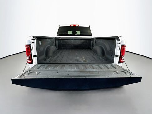 Used 2025 RAM 2500 Big Horn AWD/4WD image 28