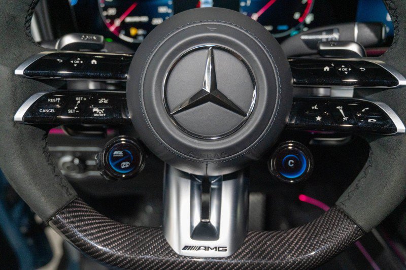 Certified 2025 Mercedes-Benz G 63 AMG 4MATIC image 24