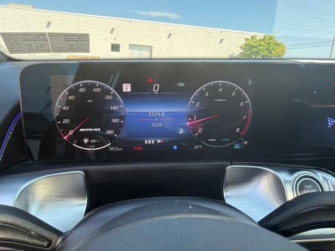 Certified 2025 Mercedes-Benz GLB 35 AMG 4MATIC image 16