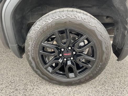 Used 2024 GMC Sierra 1500 Elevation w/ X31 Off-Road Package image 8