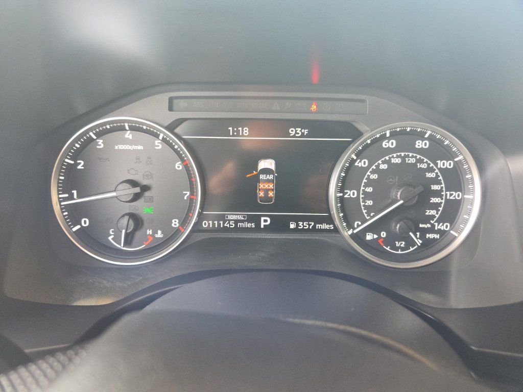 Used 2025 Mitsubishi Outlander SE AWD/4WD image 2