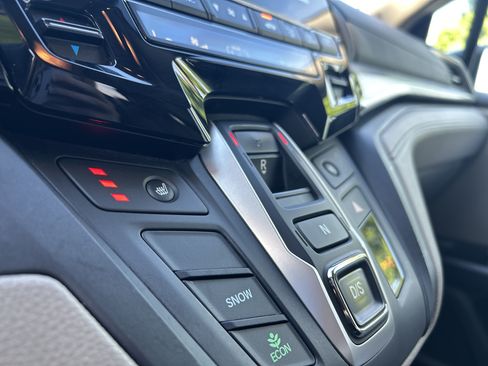 Used 2019 Honda Odyssey EX-L image 25