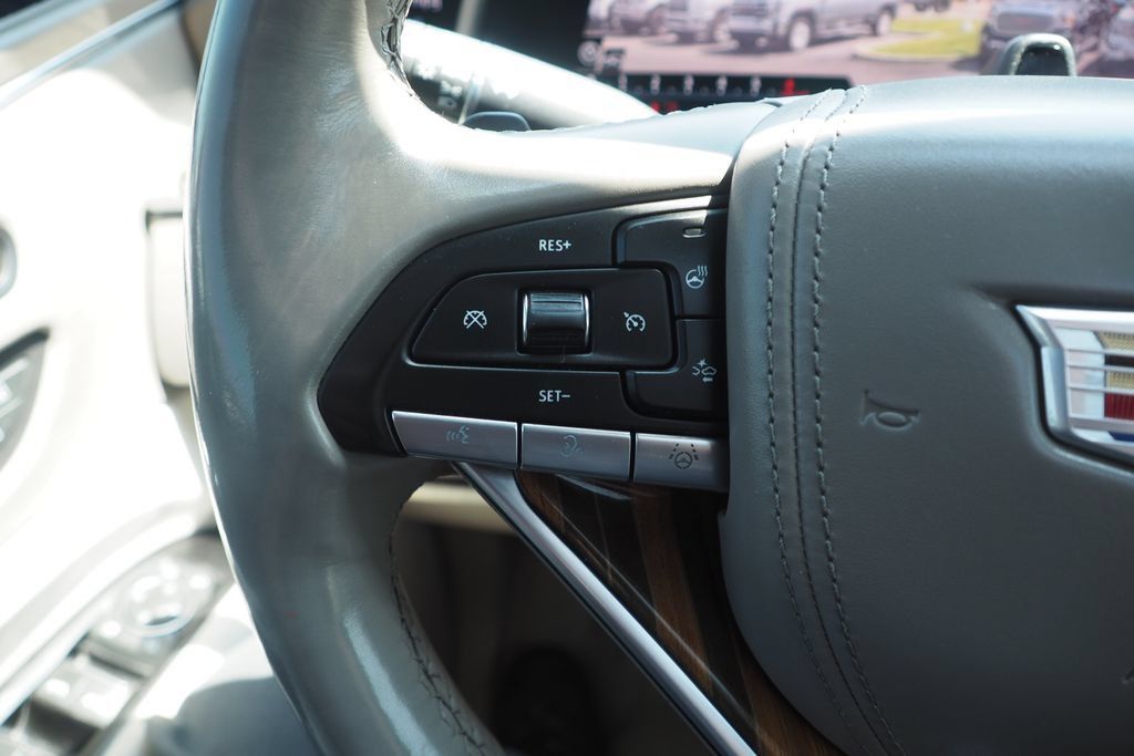 Used 2021 Cadillac Escalade ESV Sport Platinum w/ Heavy-Duty Trailer Package AWD/4WD image 29