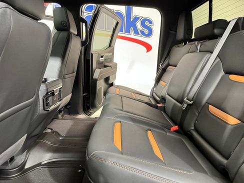 New 2026 GMC Sierra 1500 AT4 w/ AT4 Premium Package AWD/4WD image 15