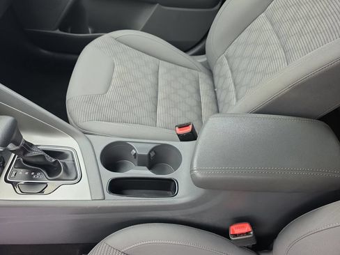 Used 2020 Kia Niro LX FWD image 26