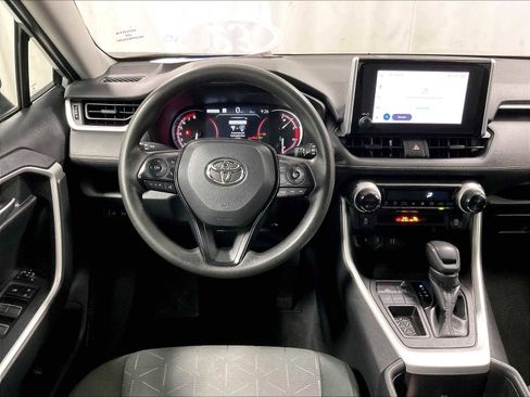 Used 2023 Toyota RAV4 XLE image 17