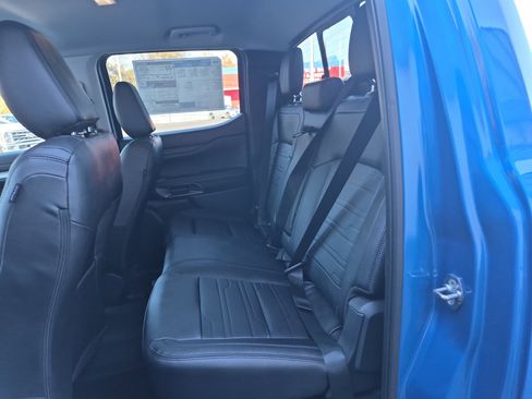 New 2025 Ford Ranger Lariat w/ Black Appearance Package image 16
