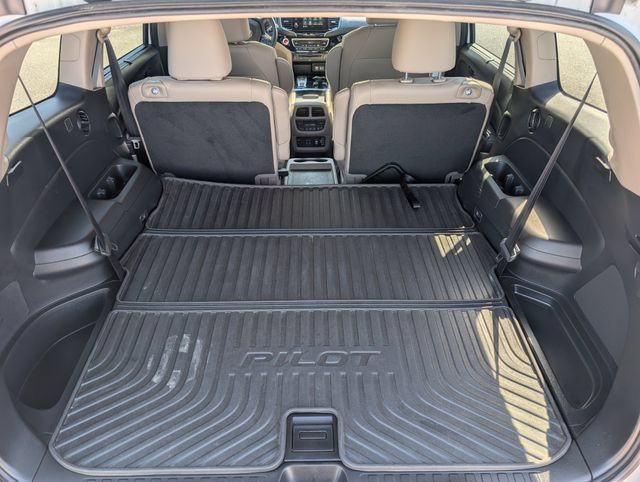 Used 2022 Honda Pilot Touring image 14
