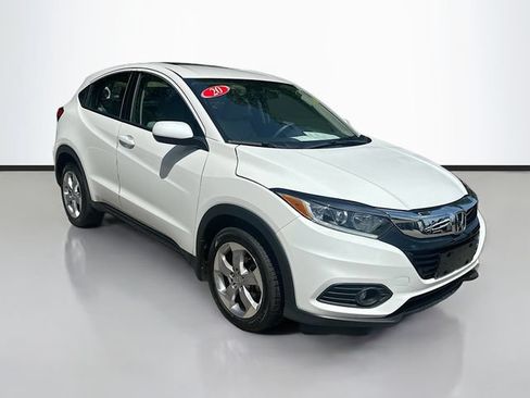 Used 2020 Honda HR-V LX image 3