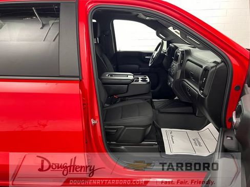 Used 2025 Chevrolet Silverado 1500 Custom w/ Turbomax Blackout Package AWD/4WD image 40