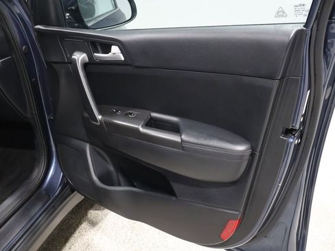 Used 2018 Kia Sportage LX image 23