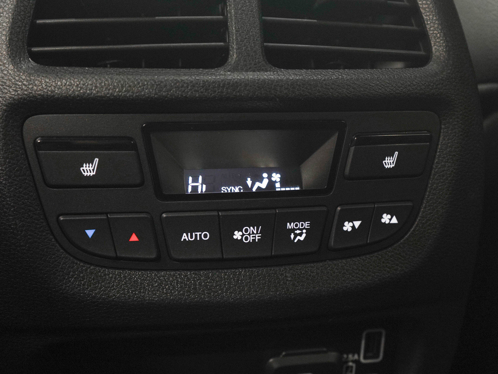 Used 2023 Honda Passport Touring image 16