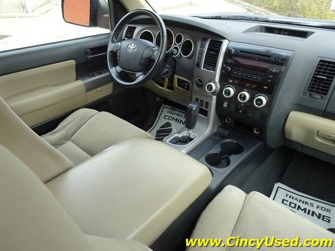 Used 2012 Toyota Sequoia SR5 AWD/4WD image 17