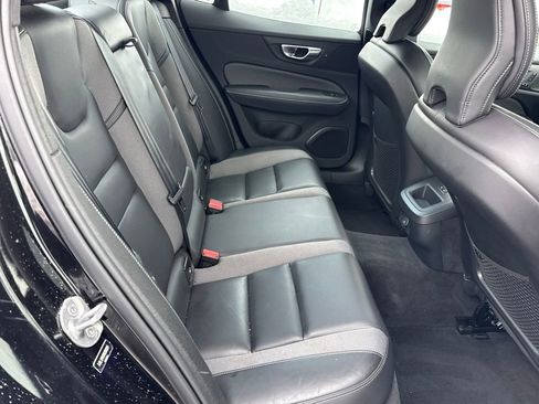 Used 2024 Volvo S60 B5 Plus image 9