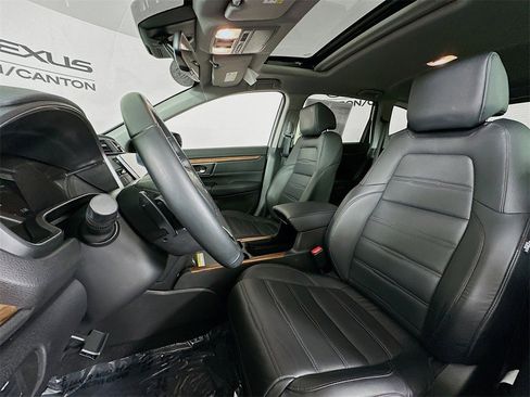 Used 2021 Honda CR-V Touring image 3